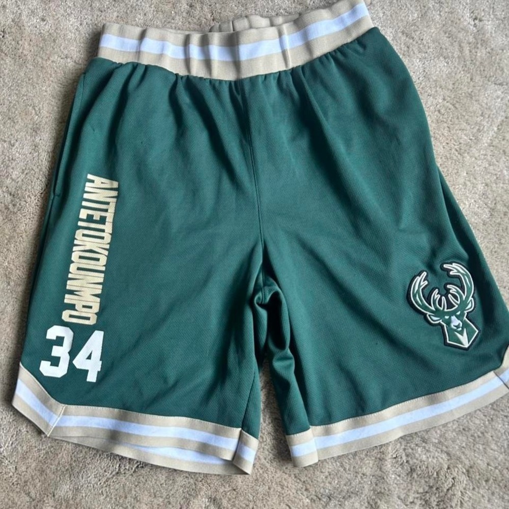 NBA Milwaukee‎ bucks basketball shorts #34 men's large